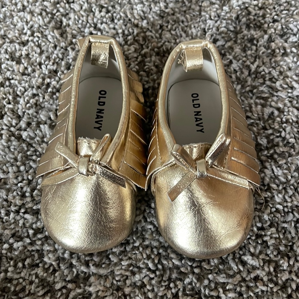Old navy 12/18 months girl shoes